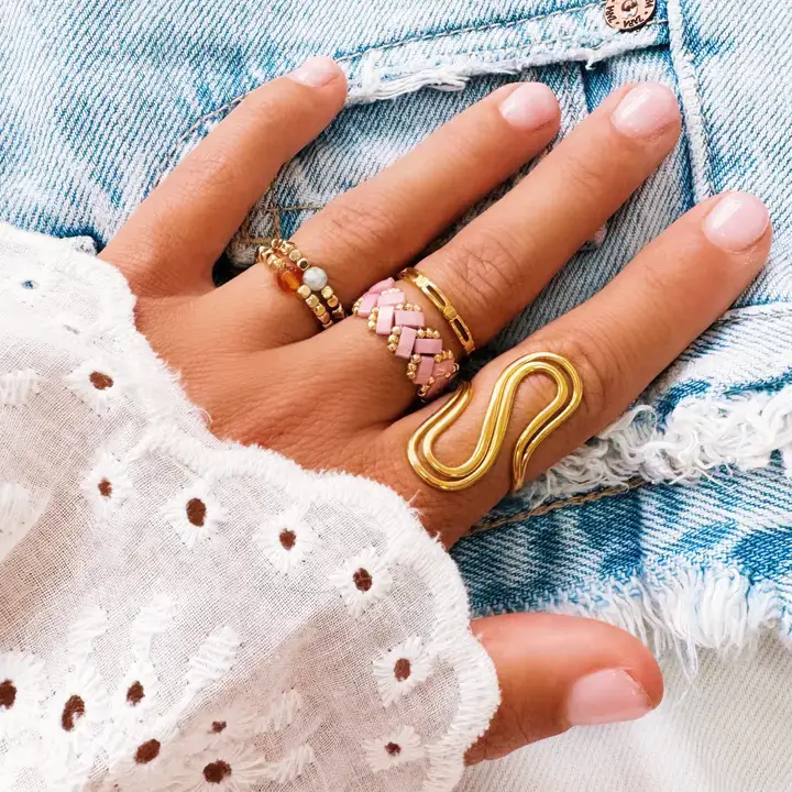 9e7ad329f69531a09e641c10c9334a3fd42ba4edcdd328efdb2c8a5eaf441cc3